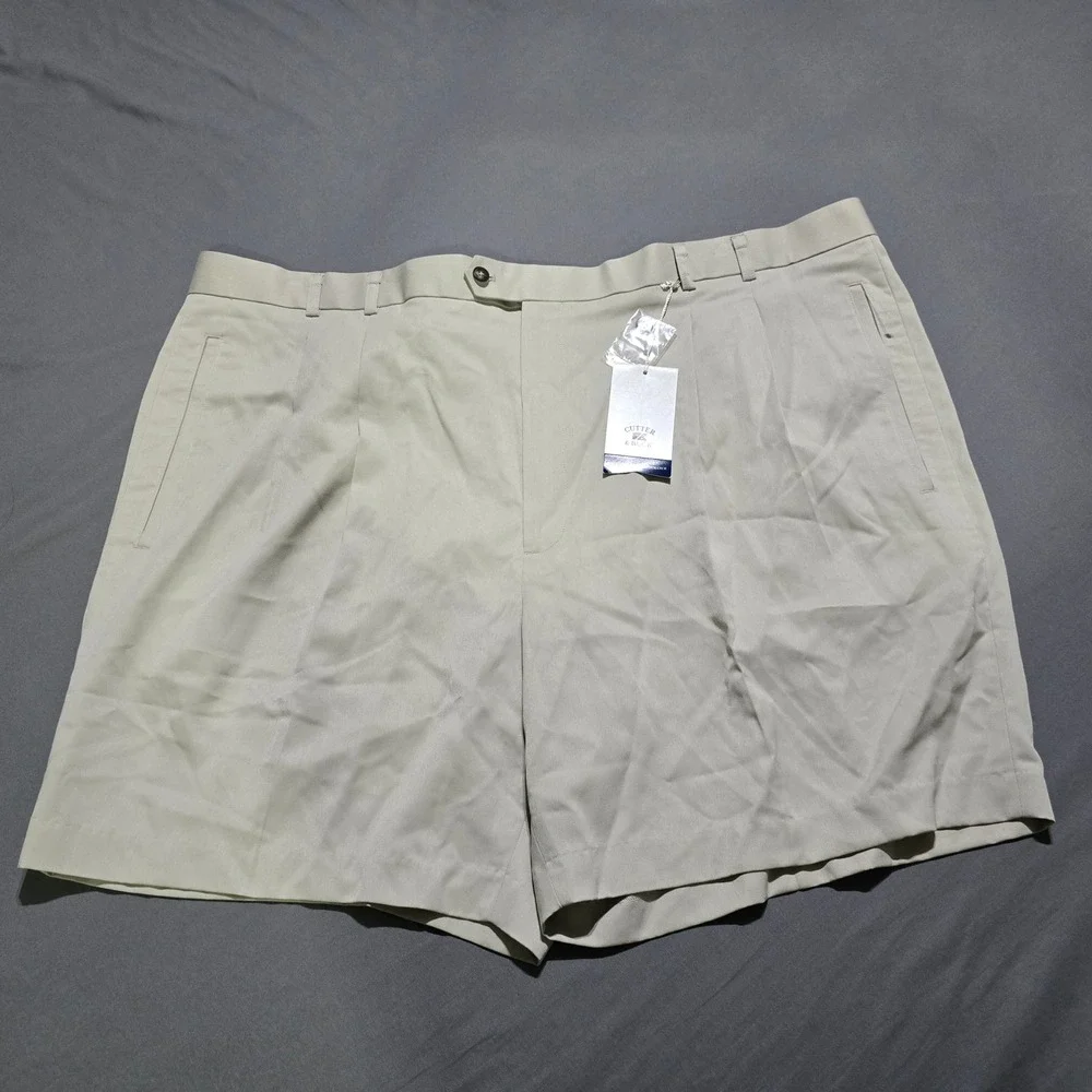 Cutter & Buck Pleated Performance Shorts Mens 52B Beige Tan NEW